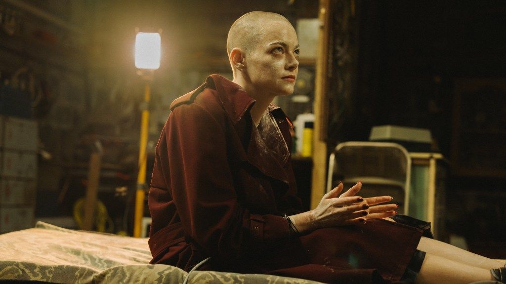 ヨルゴス・ランティモス監督『ブゴニア』をレビュー、常連キャストで